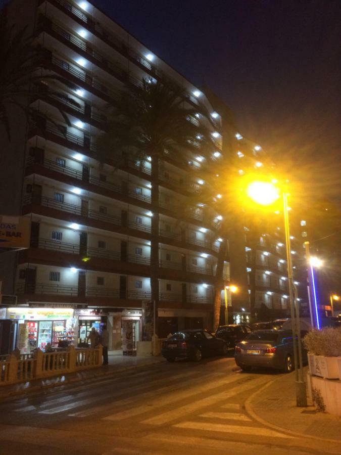 Bermudas-Turis Apartamentos Benidorm Eksteriør bilde
