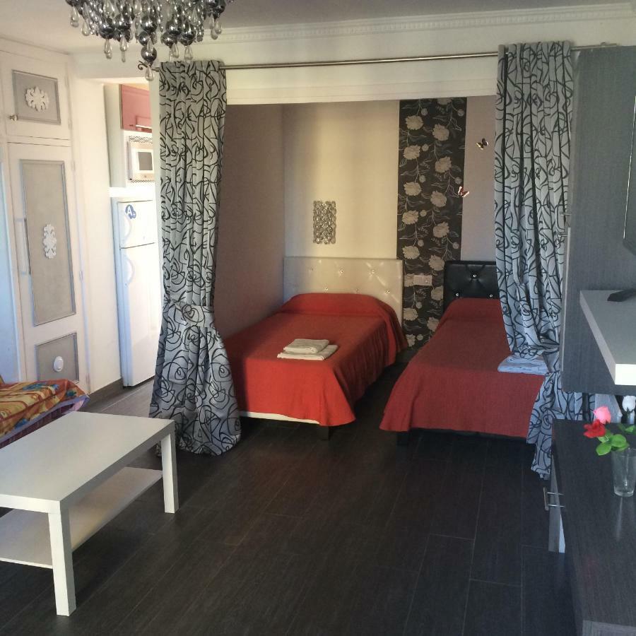 Bermudas-Turis Apartamentos Benidorm Eksteriør bilde