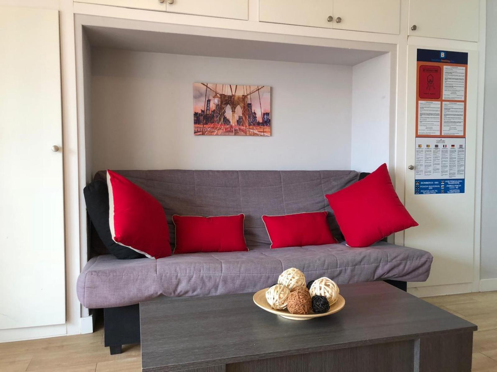 Bermudas-Turis Apartamentos Benidorm Eksteriør bilde